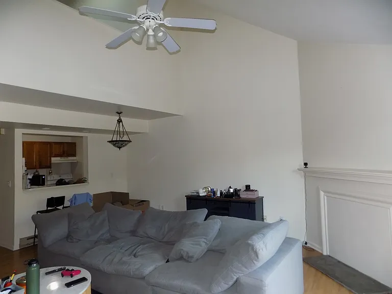112 Willow Spgs — Photo 3