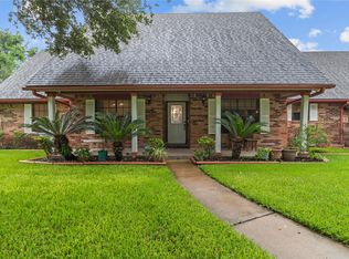 2054 Linda Ln, Pearland, TX 77584