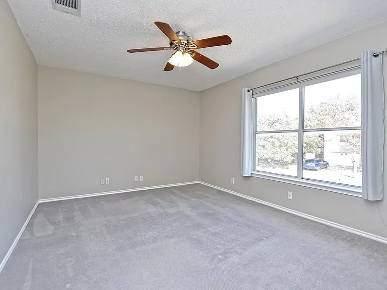 1307 Chalk Ln — Photo 20
