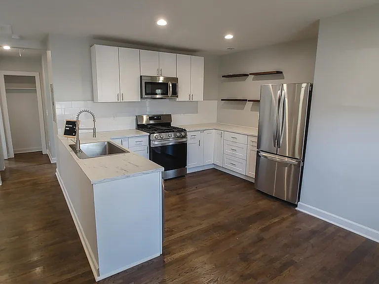 420 Alexander Cir SE #420 — Photo 7