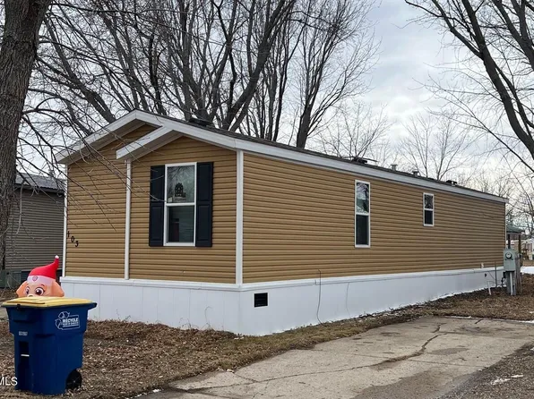 103 Northland Est, Jamestown, ND 58401