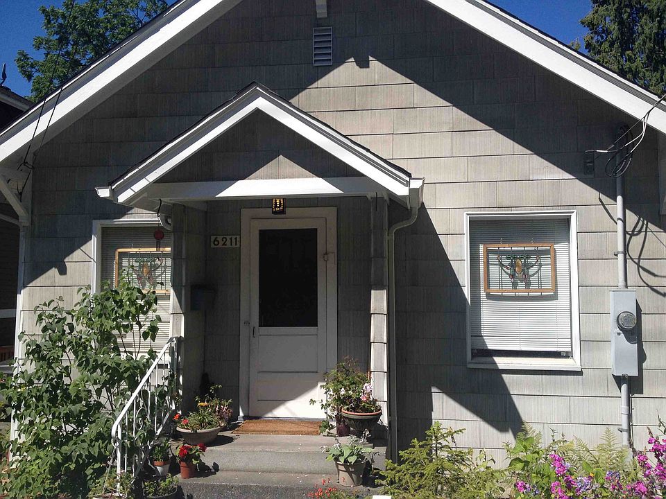 2nd image of 6211 27th Ave NE