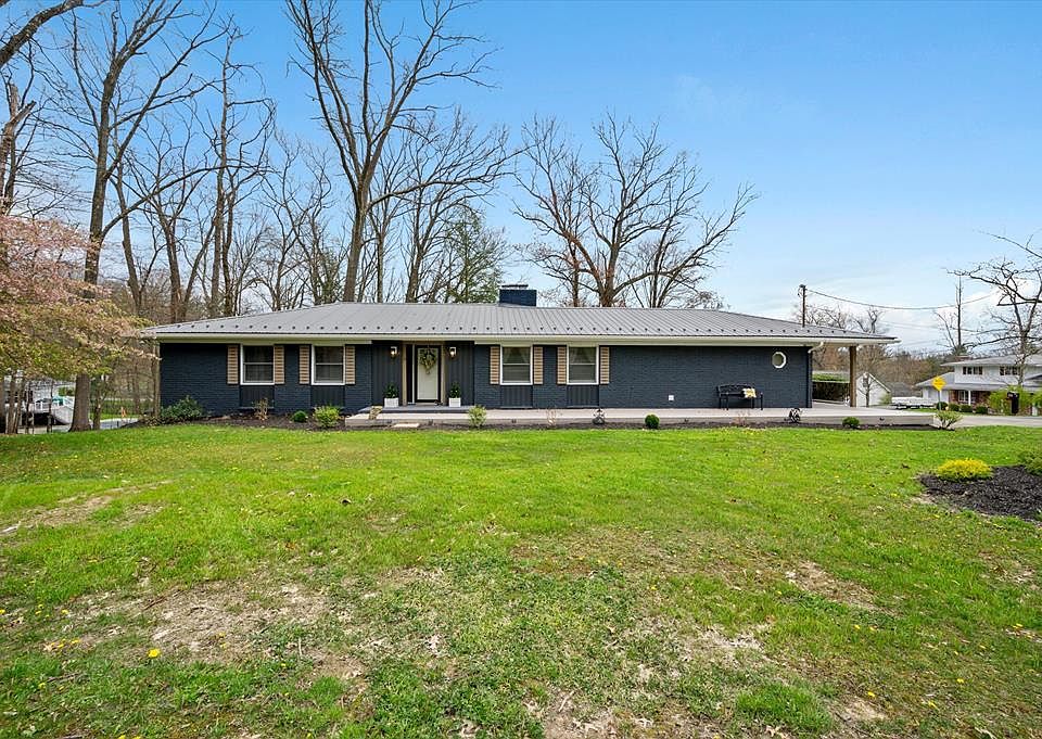 1st image of 52 Applewood Valley Dr