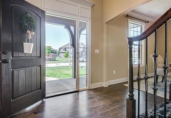 3rd image of 3507 NE 90th St