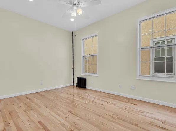 324 East 8th Street image 5 of 7