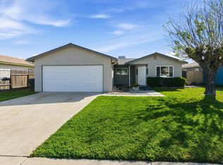 1165 S 12th Ave, Hanford, CA 93230
