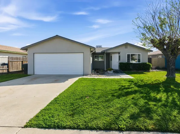1165 S 12th Ave, Hanford, CA 93230