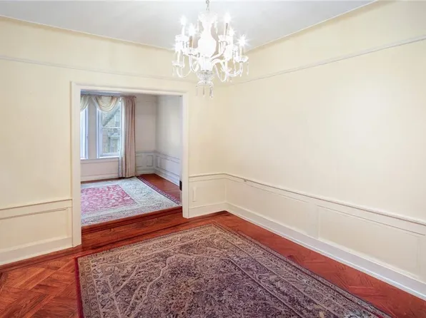 530 79th St, Brooklyn, NY 11209