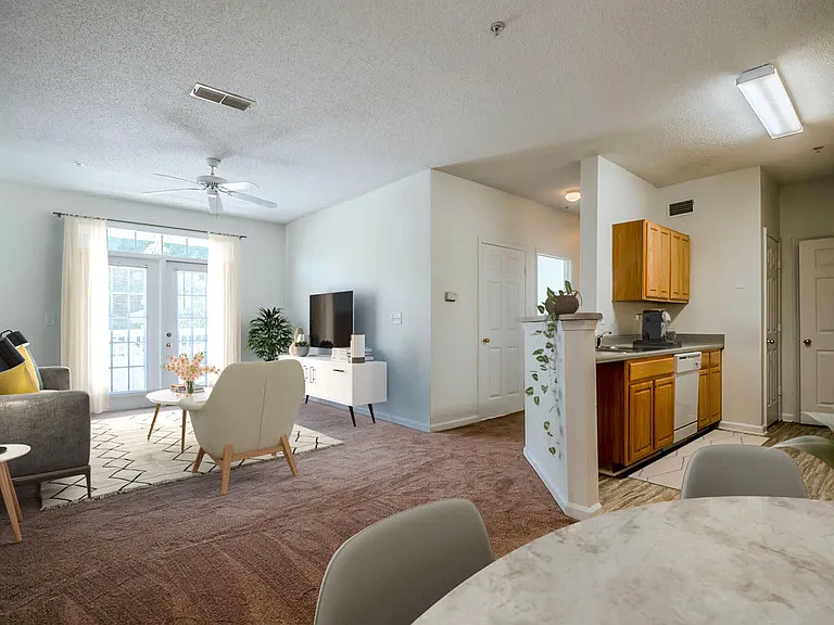 Leyland Pointe — Photo 30