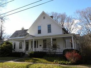 14 High St, Shelburne, MA 01370
