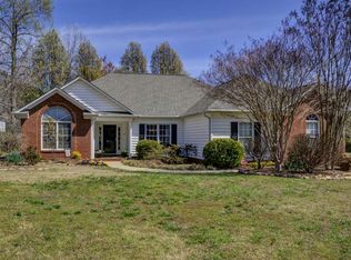 167 Bradford Crossing Dr, Roebuck, SC 29376