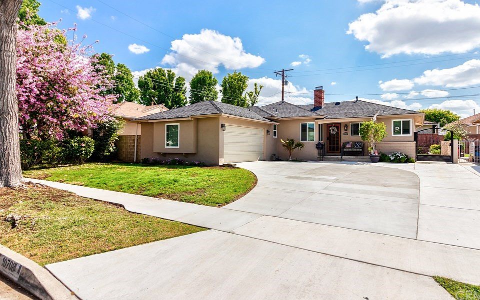 1st image of 10708 El Arco Dr