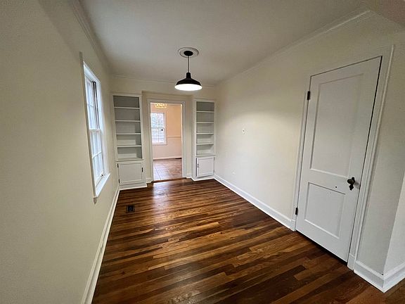 3rd image of 3887 Douglass Ave