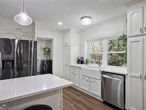 2nd image of 4505 Cochran Mill Rd