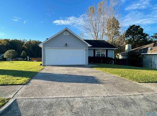 211 Knox Creek Trl NW, Madison, AL 35757