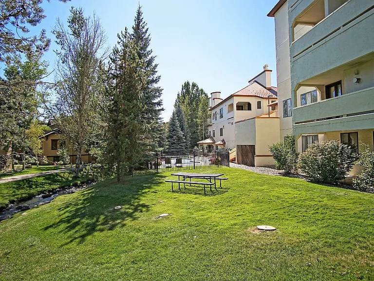2546 Evergreen Ln #ID1564297P — Photo 49