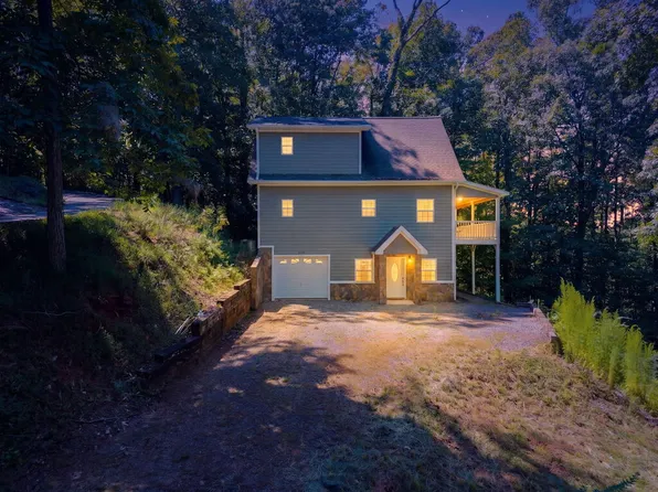 228 Longview Dr, Hayesville, NC 28904