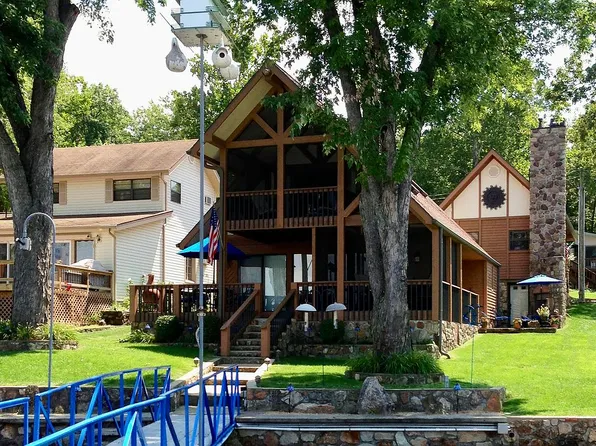 30121 Gentle Slope Ln, Gravois Mills, MO 65037