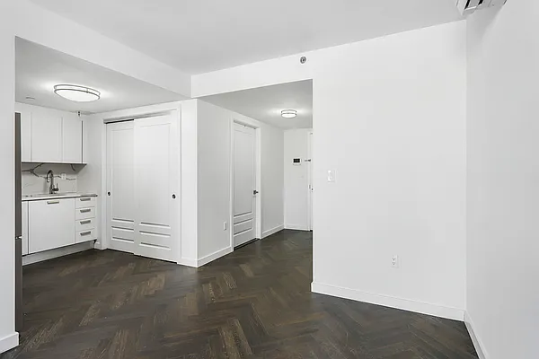 Rented by Compass | media 17