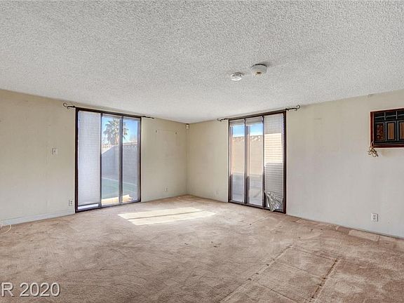 5th image of 2417 Valparaiso St