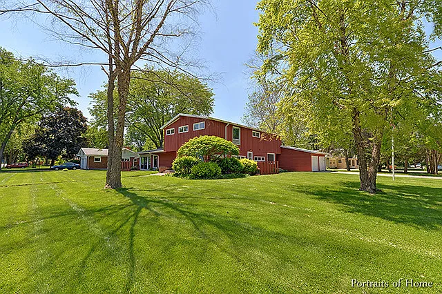 303 Central Ave photo 1