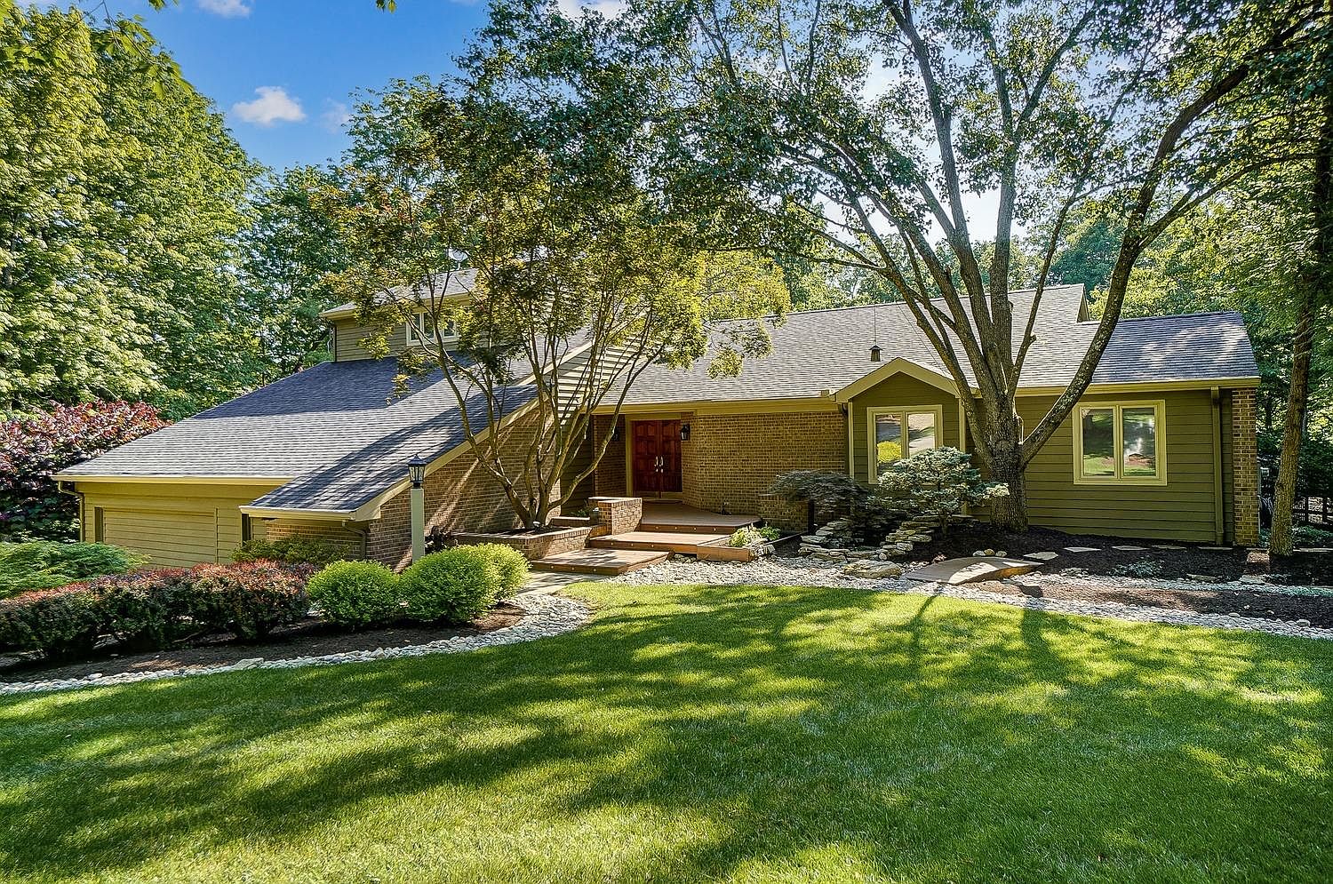 13 Locust Hill Rd, Cincinnati, OH 45245 Zillow