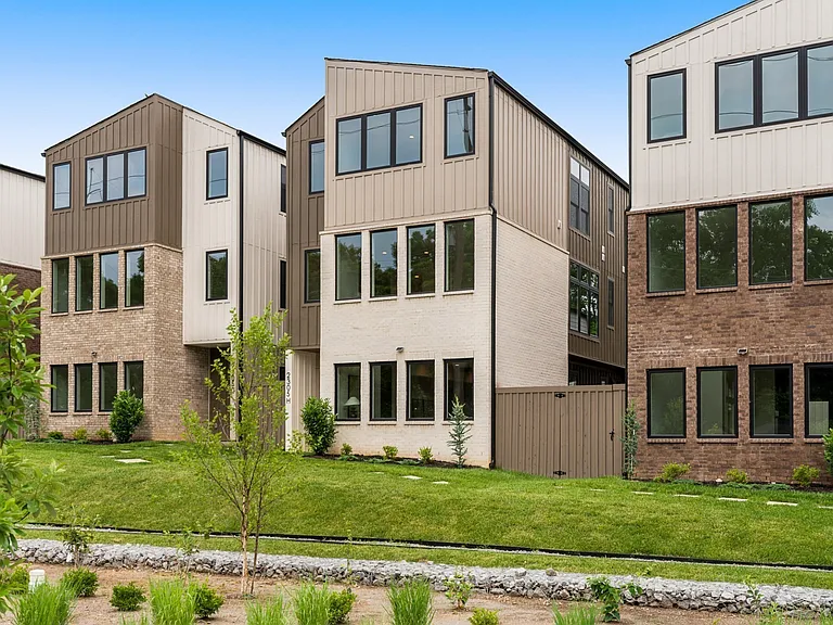 2305 Eastland Ave #E — Photo 41