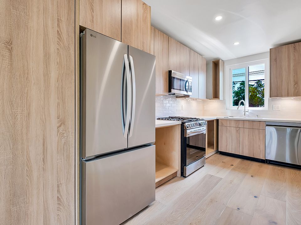 1st image of 1034 Grant St #4R