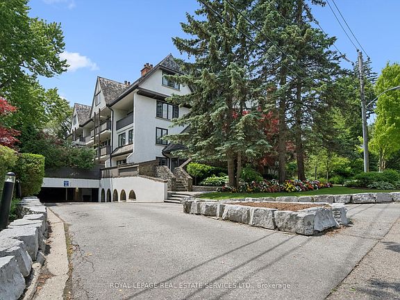 3rd image of 71 Old Mill Rd #305