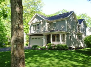 3 Hickory Rd, Wellesley, MA 02482