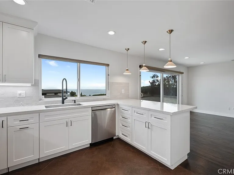 3404 Hightide Dr — Photo 13