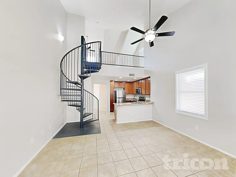 1353 S Sabino Dr — Photo 3