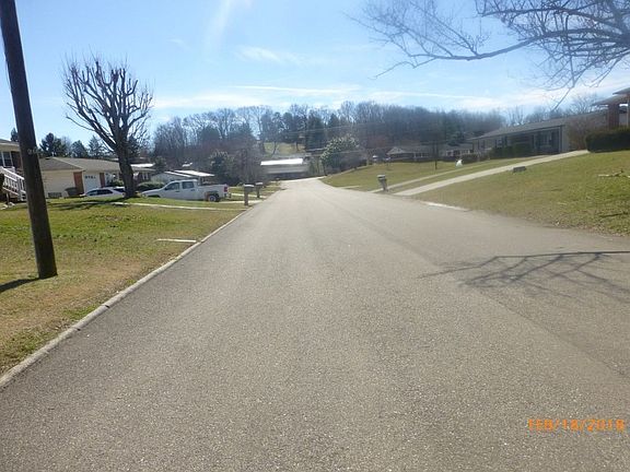 5th image of 2551 Montcastle Dr