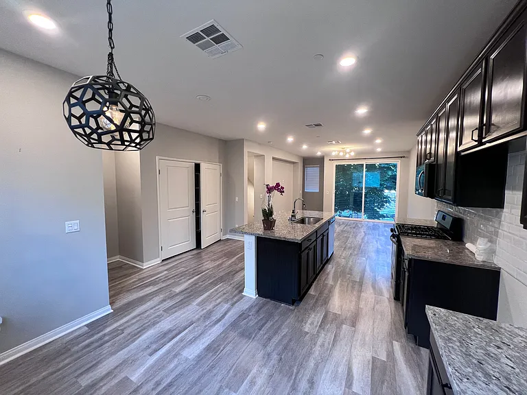 8416 N Fusion Way — Photo 8