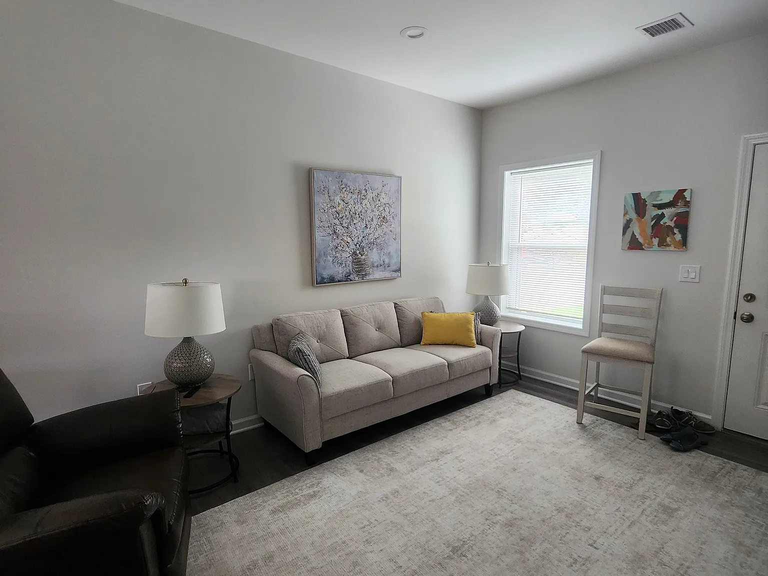 2 bed, 1.5 bath, 1593 sqft, $2,500 — Photo 4
