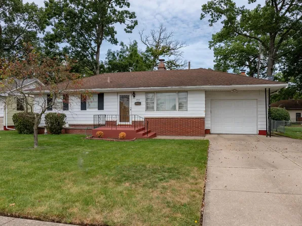 3913 Ardmore Trl, South Bend, IN 46628