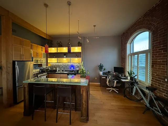 2501 Grove St #106 — Photo 3