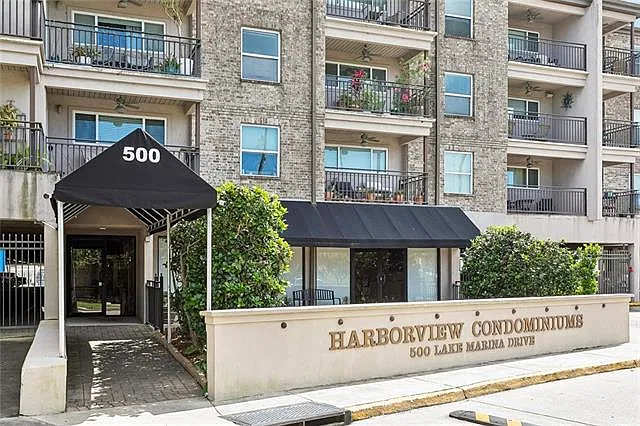 500 Lake Marina Ave — Photo 2