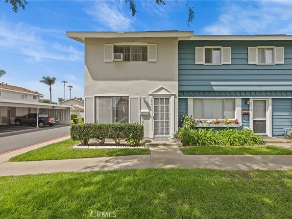 19796 Inverness Ln, Huntington Beach, CA 92646