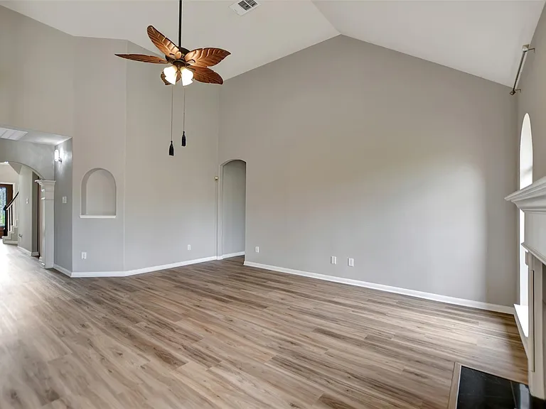 1709 Orlando St — Photo 14