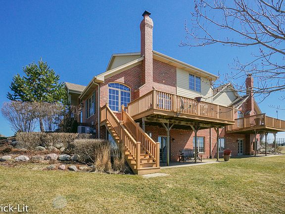 3rd image of 12633 Royal Gorge Ct