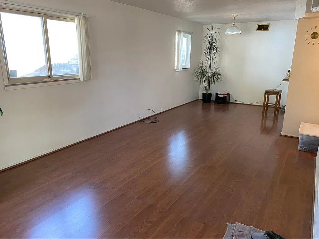 1020 Uvalda St — Photo 3