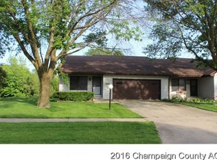432 Clearwater Dr, Champaign, IL