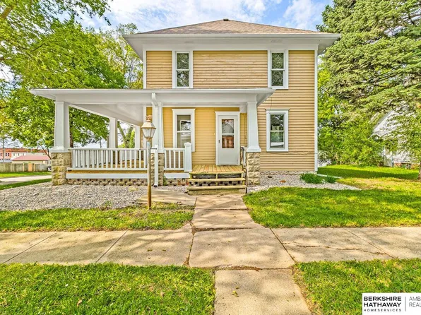 321 Elm St, Uehling, NE 68063