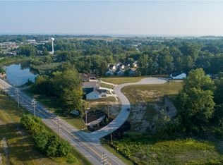 24 Blue Heron Ct, Painesville, OH