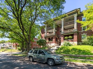 4156 Harrison St #3S, Kansas City, MO 64110