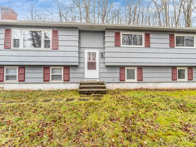 64 Darley Drive, Hamden, CT, 06518