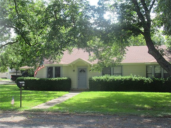 2nd image of 706 Hudgins St