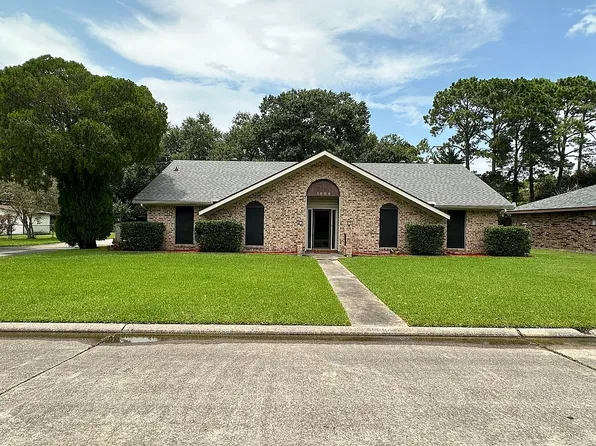 1608 Walnut St, New Iberia, LA 70560