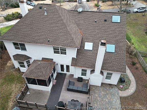 3rd image of 203 Ticonderoga Rd